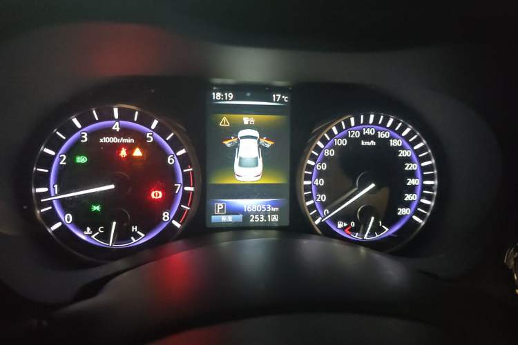 Used Infiniti Q50L 2016 2.0T Ambition Edition Instrument Cluster