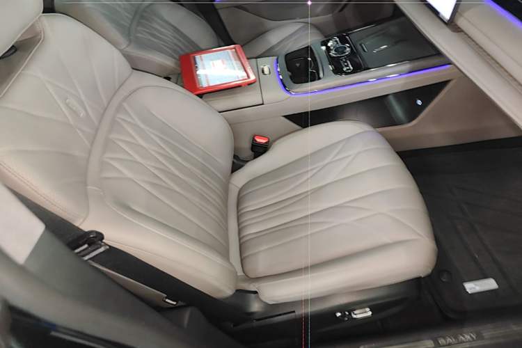 Used Geely Galaxy 8 2025 130km EM-P Starship Edition