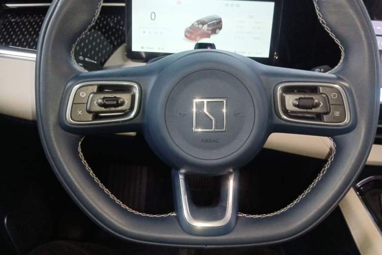 Used Zeekr 009 2024 7-Seater Aisle Version 108 kWh