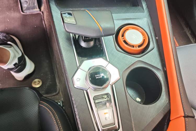 Used CHANGAN UNI-V 2023 1.5T Prestige Model Gear Lever