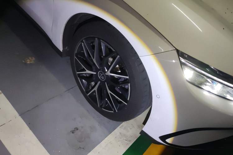 Used BYD Han 2022 EV Genesis Edition 610KM All-Wheel Drive Premium Model
