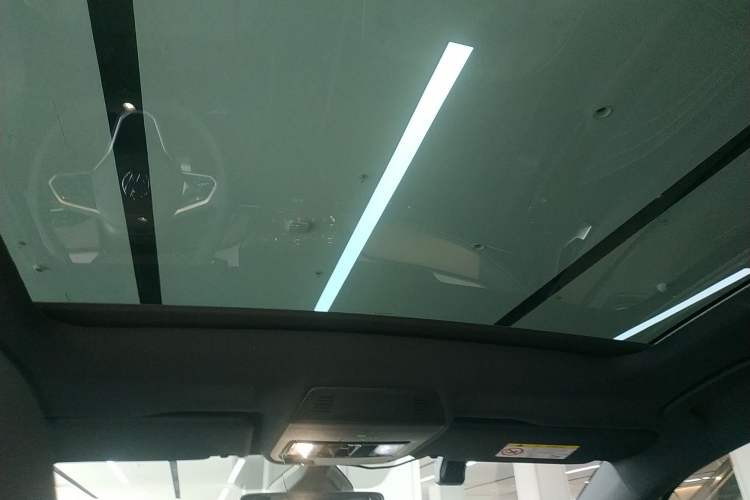 Used Volkswagen ID.3 2024 Outstanding Edition Headliner