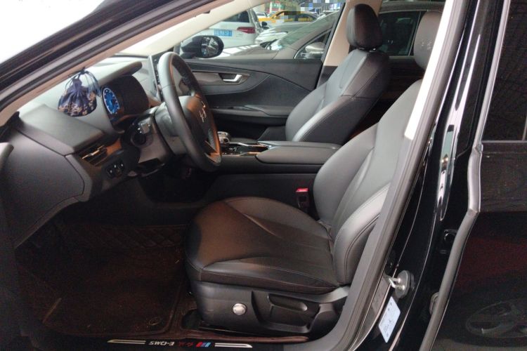 Used Hongqi E-QM5 2022 431 km Charge & Enjoy Edition
