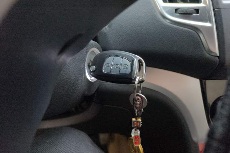 Used HYOSOW H3 2015 1.5L manual luxury version Vehicle Key