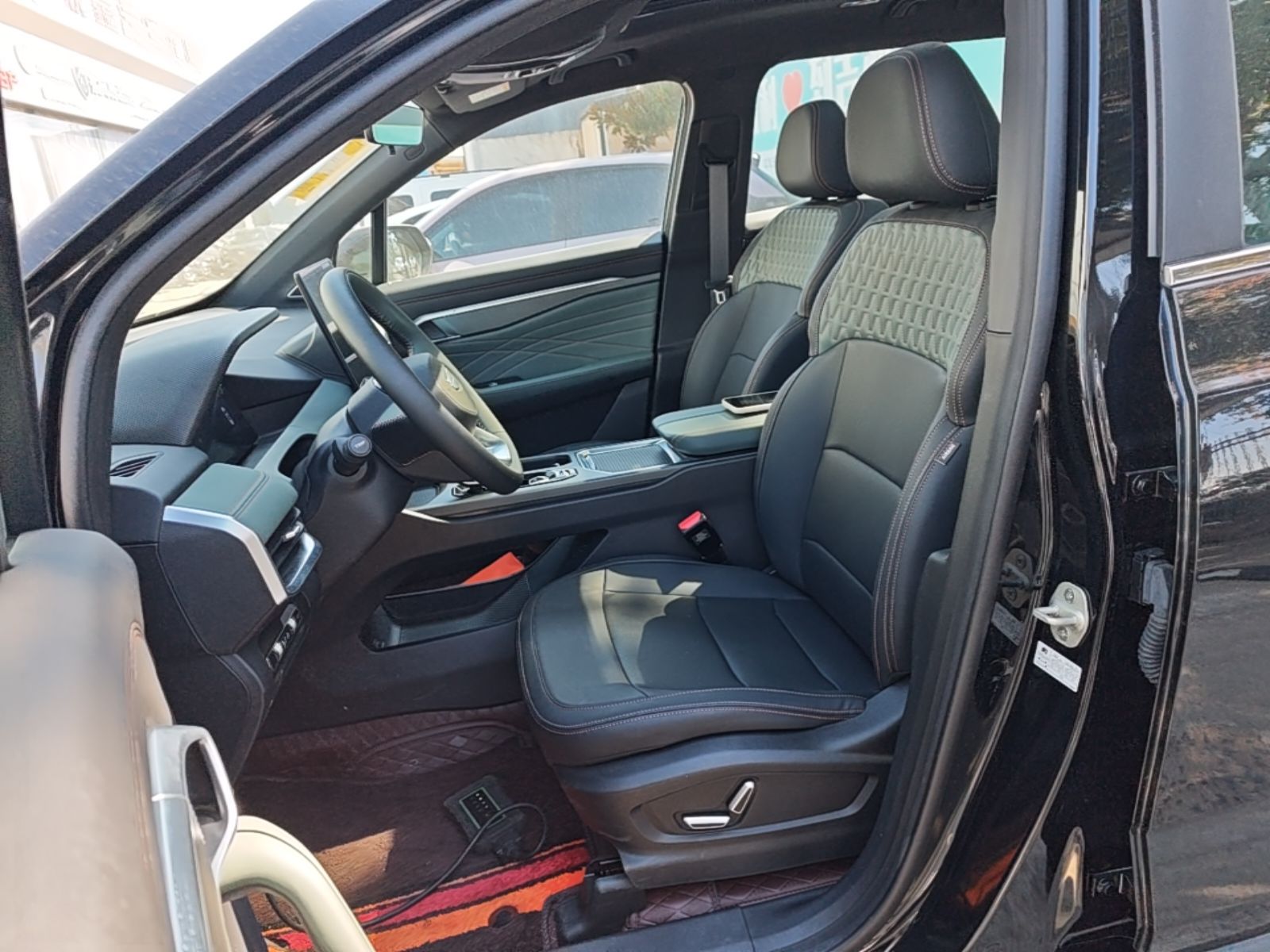 Geely Auto Haoyue L 2024 2.0T DCT Prestige Version — снимка 19