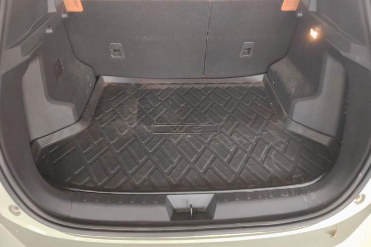 Used WM Motor W6 2021 520km PRO All-Round Edition Trunk