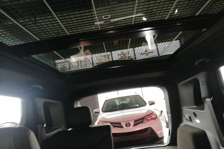 Used Cadillac XT5 2020 28T Four-Wheel Drive Luxury Version Headliner