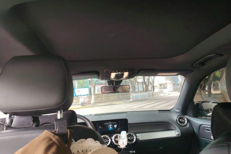 Used Mercedes-Benz GLB 2020 GLB 200 Stylish Edition Headliner