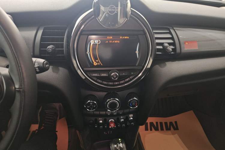 Used MINI MINI 2016 1.5T COOPER Five-Door Edition