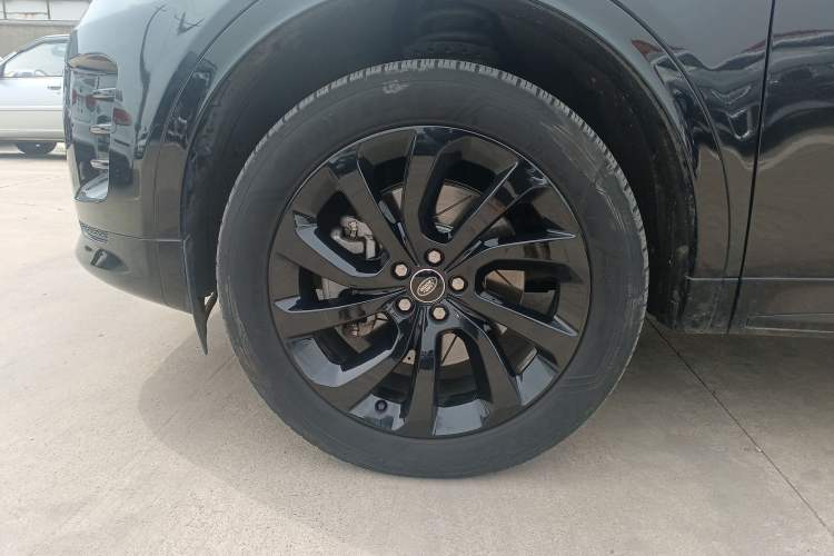 Used Land Rover Discovery Sport 2024 Performance Tech Edition Exterior 4