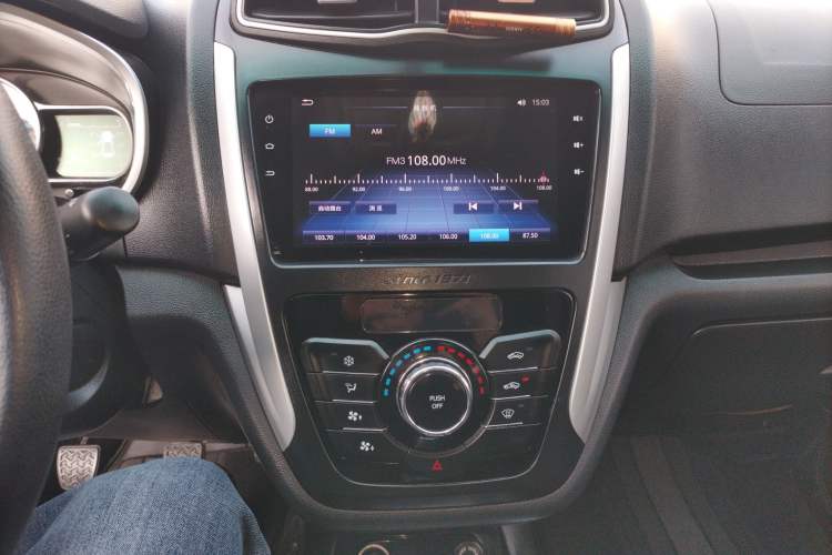 Used SWM X3 2021 1.5L Manual Comfort Version 7 Seats
