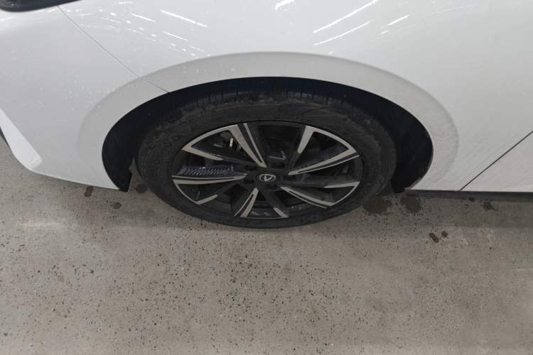 Used Changan Eado 2025 Blue Whale 1.5T 500Bar Prestige Model
