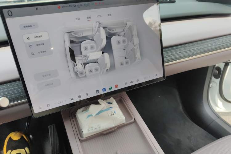 Used ONVO L60 2025 Model—60 kWh Rear-Wheel-Drive Version