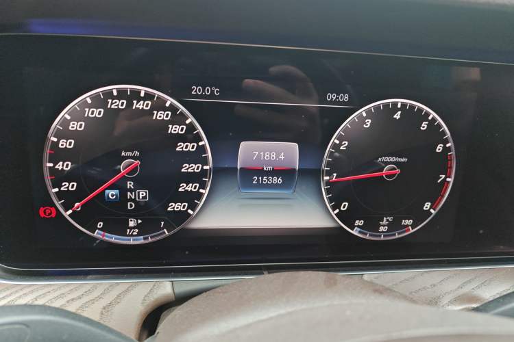 Used Mercedes-Benz E-Class 2018 E 300 L Luxury Model
