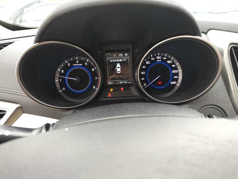 Used CHANGAN Eado 2016 1.6L Manual Fashion Edition — 13