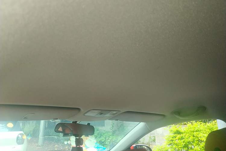 Used Hyundai Verna (older generation) 2014 1.4L Automatic Smart GLS Headliner