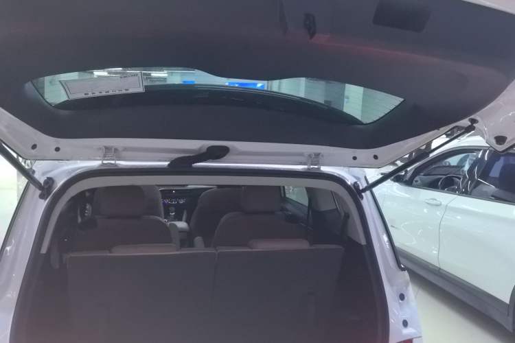 Used Buick GL6 2021 323T Mild Hybrid Connect Luxury Model