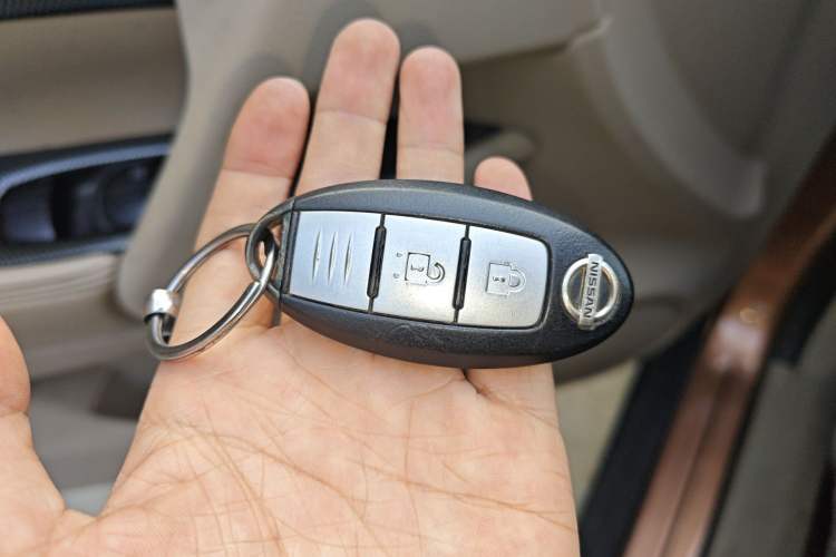 Used Nissan X-Trail 2014 2.0L CVT Comfort Edition 2WD
