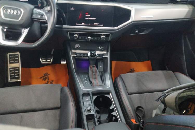 Used Audi Q3 2022 40 TFSI RS Package Performance Model
