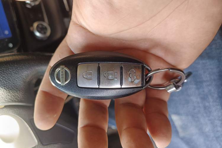 Used Nissan Sylphy 2019 1.6XV CVT Smart Connect Luxury Edition China V Standard Vehicle Key