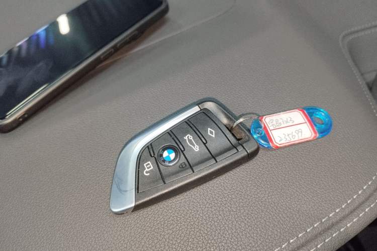 Used BMW iX3 2022 Leading Model Vehicle Key