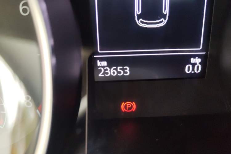 Used Volkswagen Golf 2017 1.6L Automatic Comfort Million-Vehicle Anniversary Edition