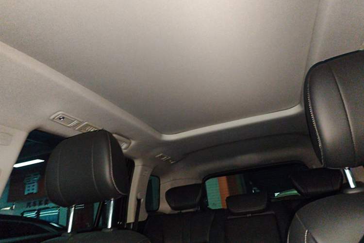 Used GAC Trumpchi GS8 2021 390T Two-Wheel Drive Luxury Smart Connect & Drive Edition (7 Seats)
