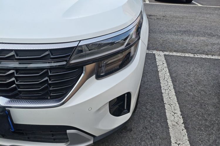 Used Kia Seltos 2023 1.5L CVT Luxury Edition Left Front Headlight