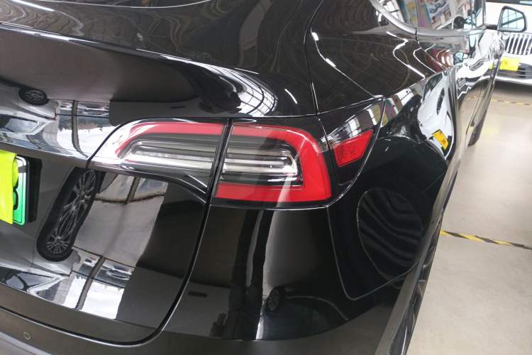 Used Tesla Model Y 2021 Standard Range Rear-Wheel Drive Version
