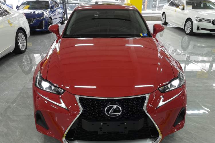Used Lexus IS 2017 300 Leading Edition Front