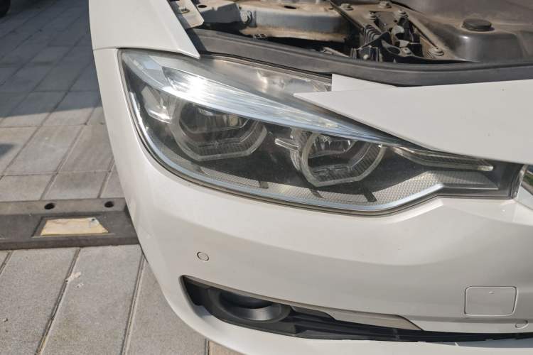 Used BMW 3 Series 2018 320Li Fashion Model Right Front Headlight