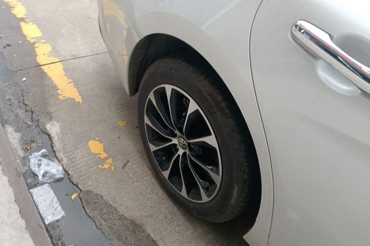 Used Toyota Avalon 2022 2.0L Luxury Edition