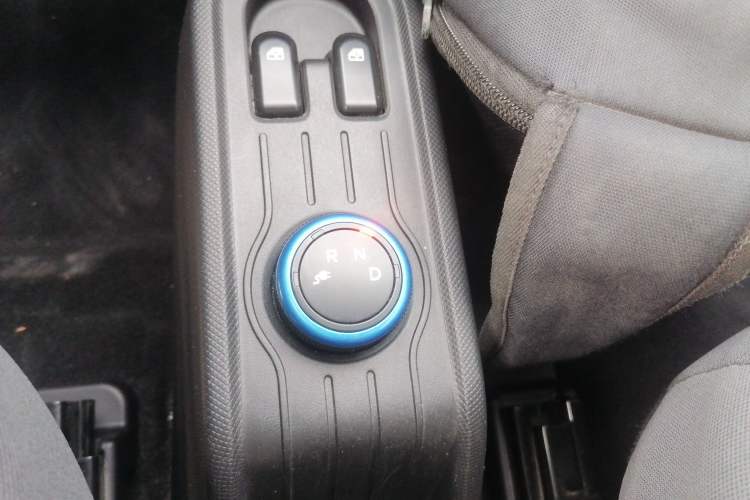 Used Wuling Hongguang MINIEV 2020 Freedom Version Lithium Iron Phosphate Gear Lever