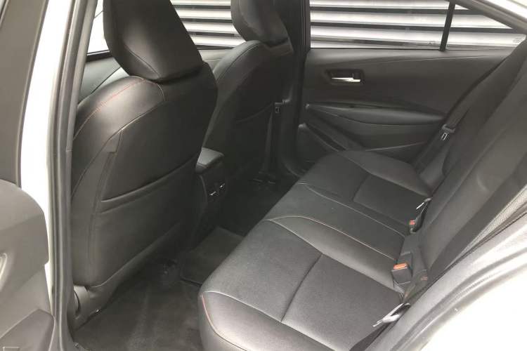 Used Toyota Levin 2023 Smart Electric Hybrid Dual-Engine 1.8L Luxury Edition Left Rear Seat