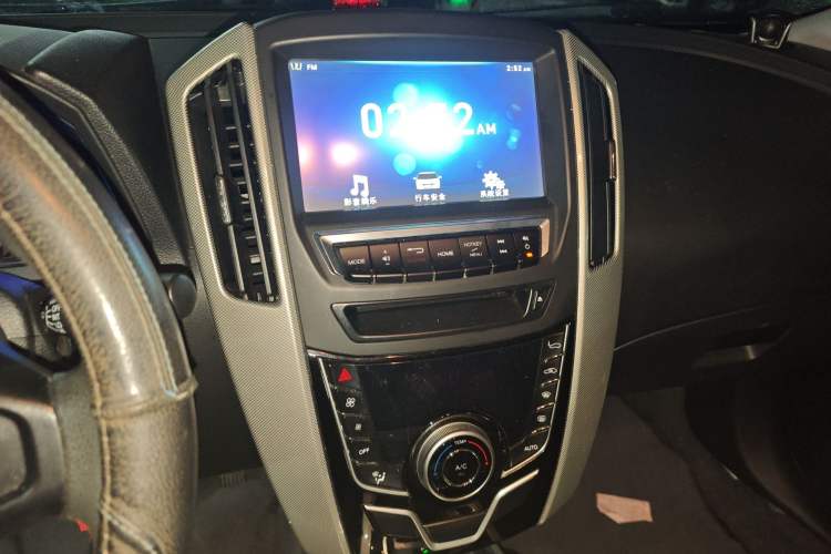 Used Luxgen U6 SUV 2017 1.8T Tech Value Model
