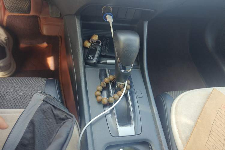 Used Honda Jade 2017 1.8L automatic Comfort version 5 seats
