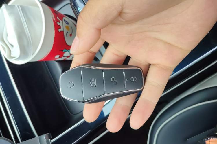 Used BYD Qin PLUS 2021 EV 500KM Luxury Model Vehicle Key