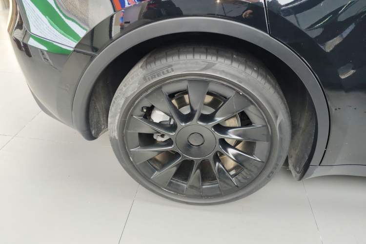 Used Tesla Model Y 2022 Rear-Wheel-Drive Version