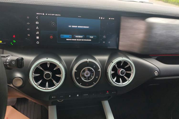 Used Tank 300 2023 City Edition 2.0T—Stylish as Ever
