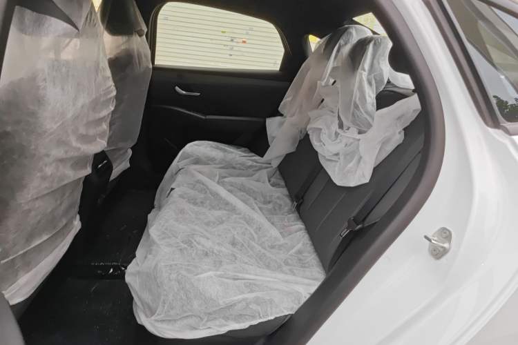 Used BYD Qin PLUS 2026 DM-i 128KM Progressive Model Left Rear Seat