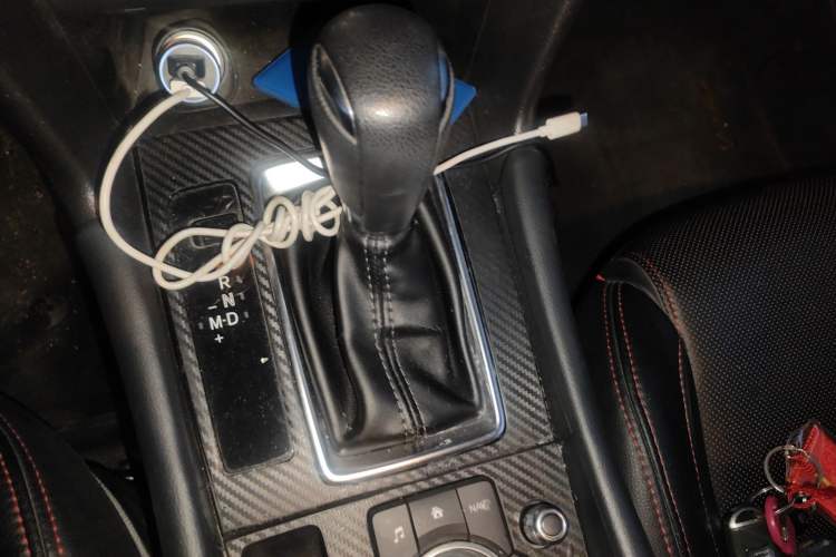 Used Mazda 3 Axela 2017 Sedan 1.5L Automatic Luxury Model Emission Standard China V