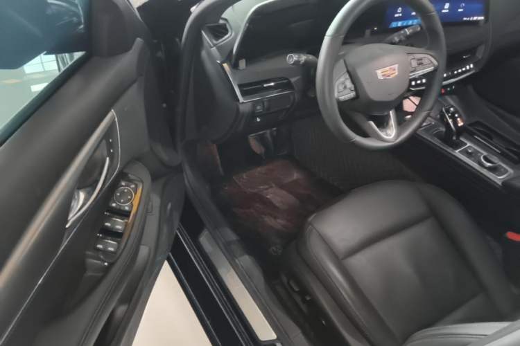 Used Cadillac CT5 2024 28T Luxury Pro Trim
