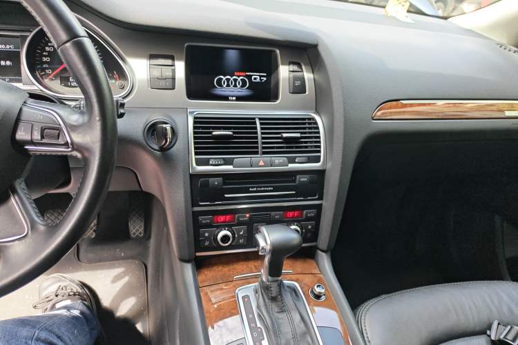 Used Audi Q7 2013 35 TFSI Ambition Edition
