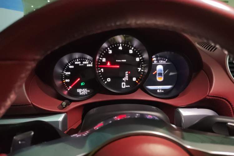 Used Porsche 718 2018 Boxster 2.0T