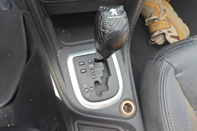 Used Peugeot 308 2013 1.6L Automatic Fashion Model