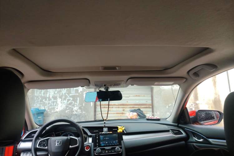 Used Honda Civic 2016 220TURBO CVT Luxury Edition
