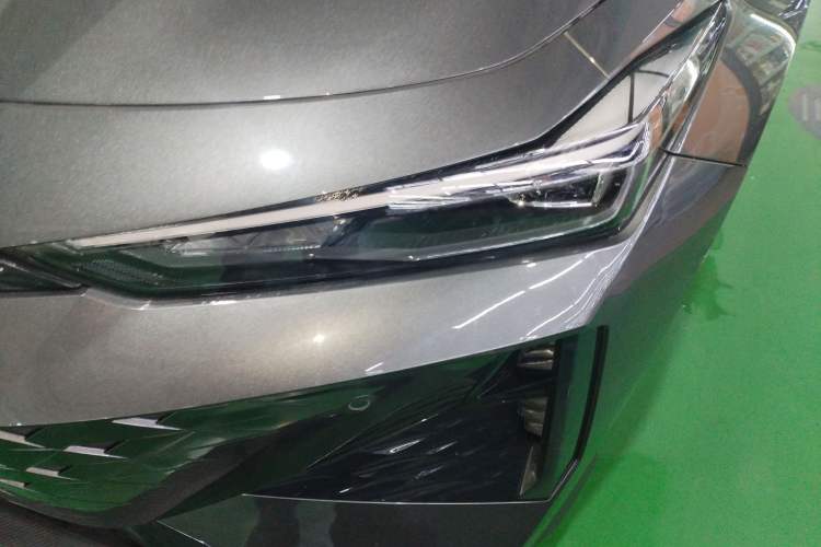 Used Changan UNI-V 2024 1.5T Prestige Edition