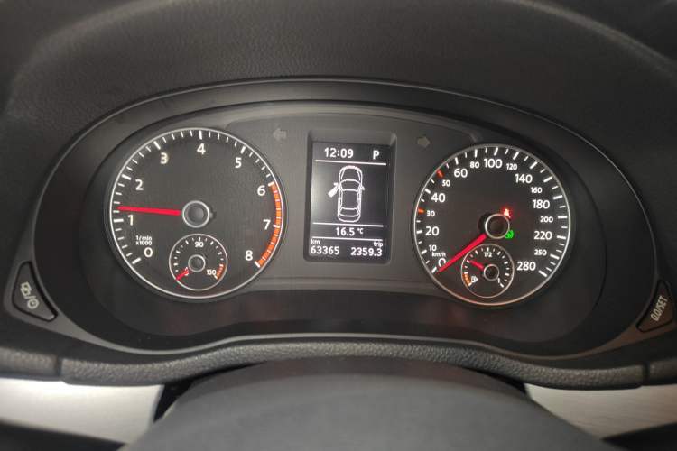 Used Volkswagen Passat 2015 1.8TSI DSG Prestige Edition Instrument Cluster