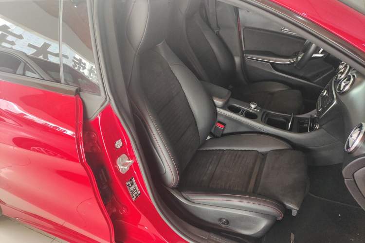 Used Mercedes-Benz CLA 2017 Refreshed CLA 220 4MATIC