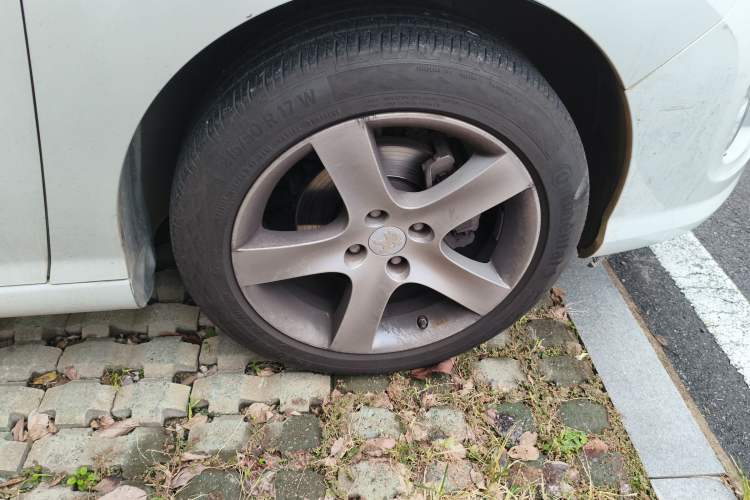 Used Peugeot 408 2013 2.0L Automatic Comfort Edition